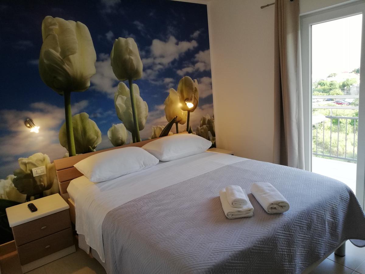 Apartments Villa Katija Drvenik  Zewnętrze zdjęcie